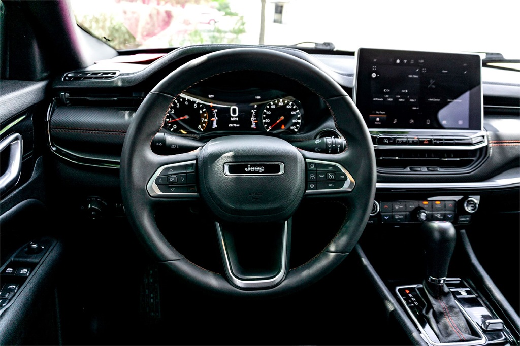 2024 Jeep Compass Trailhawk photo 27