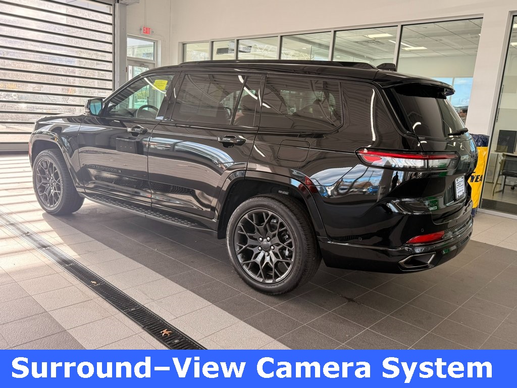 2024 Jeep Grand Cherokee L Summit photo 2