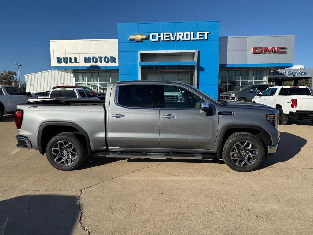 2026 GMC Sierra 1500 SLT's photo