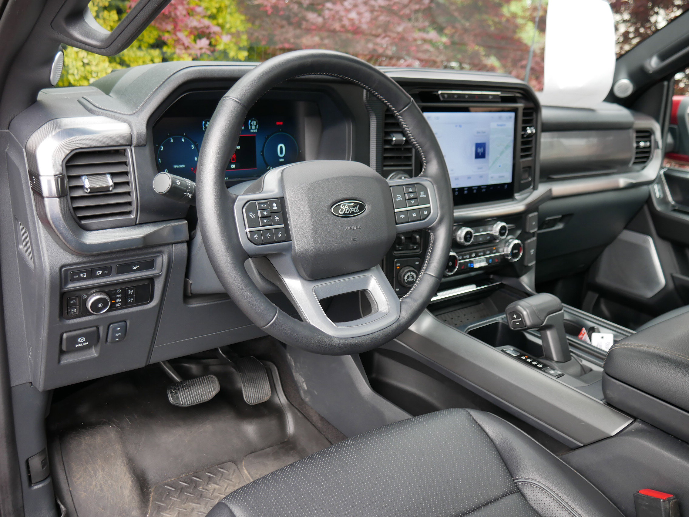2024 Ford F-150 Lariat photo 3