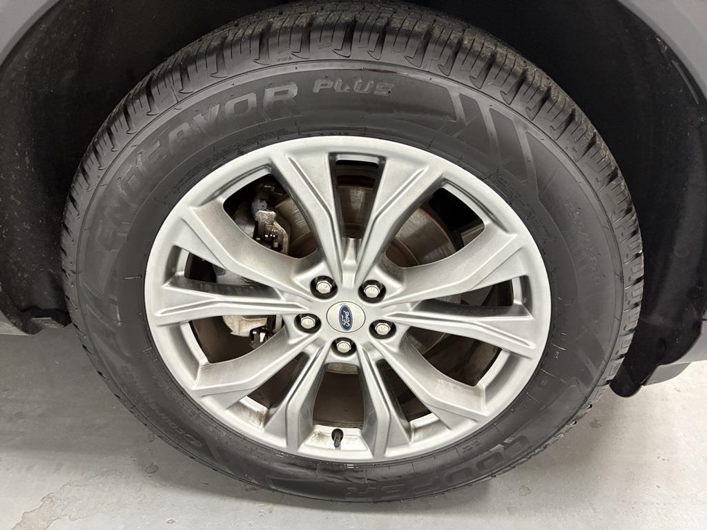 2020 Ford Explorer Limited photo 45