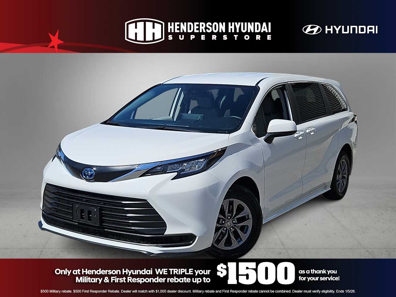 2023 Toyota Sienna LE's photo