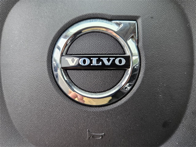 2023 Volvo S60 Recharge T8 Plus photo 24