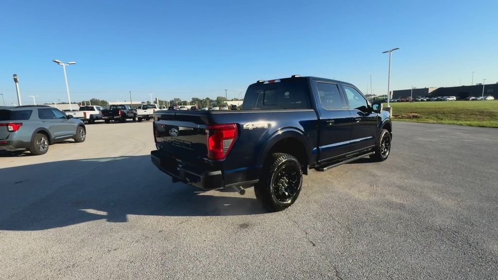 2025 Ford F-150 XLT photo 2