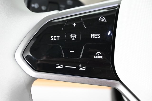 2025 Volkswagen ID. Buzz Pro Plus photo 20