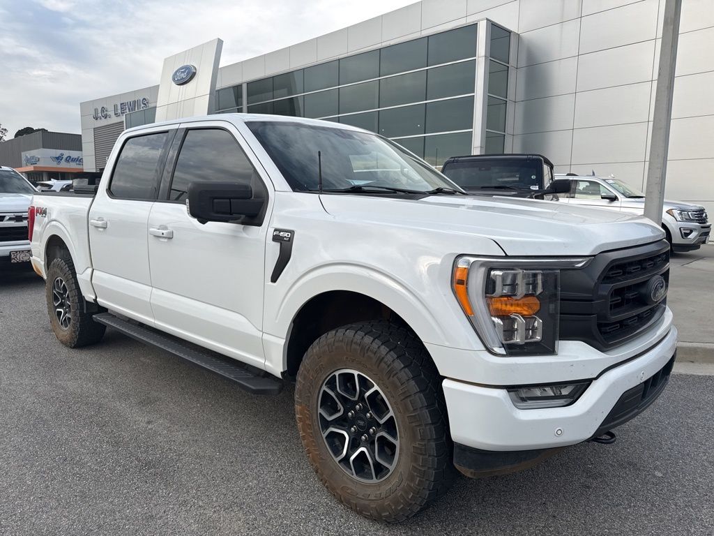 2021 Ford F-150 XLT's photo
