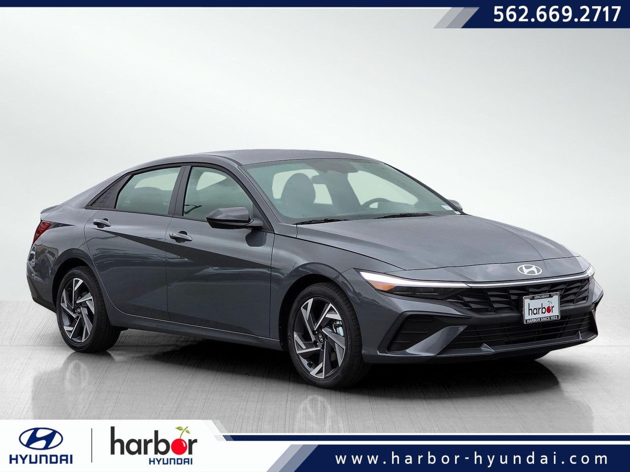 2025 Hyundai Elantra SEL's photo