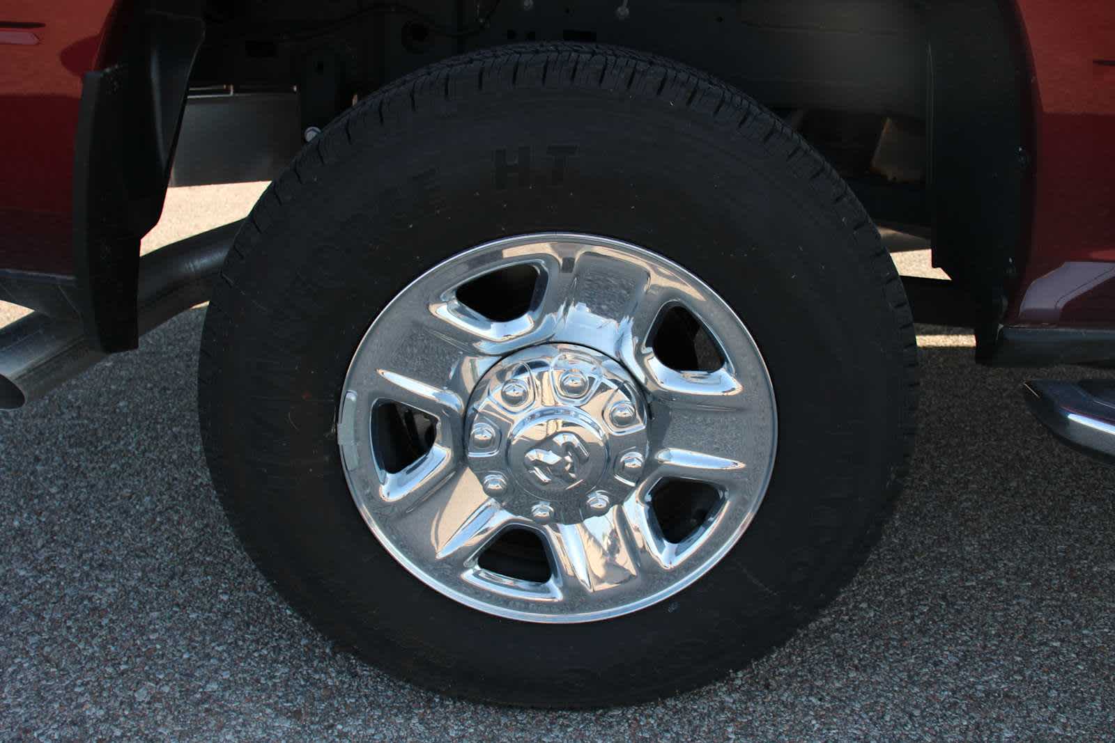 2024 Ram 2500 Tradesman photo 11