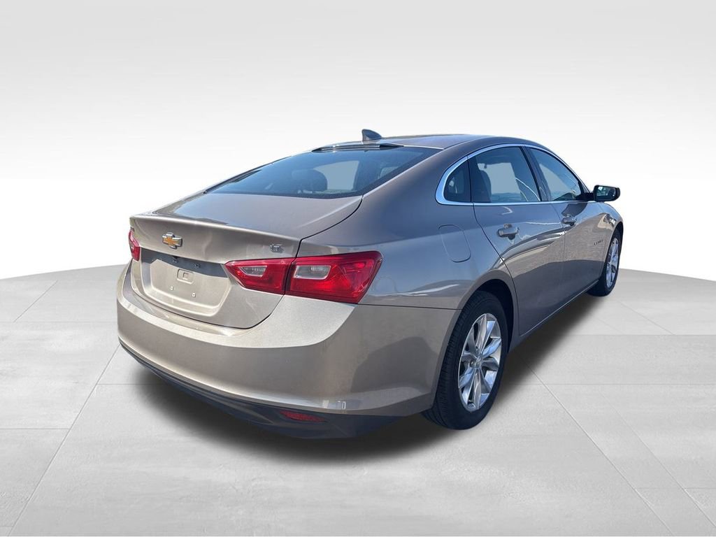 2023 Chevrolet Malibu 1LT photo 3