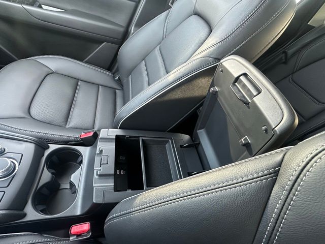 2025 Mazda CX-5 2.5 S Preferred photo 25