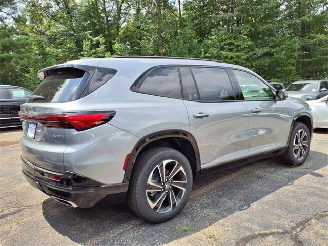 2025 Buick Enclave Sport Touring photo 6