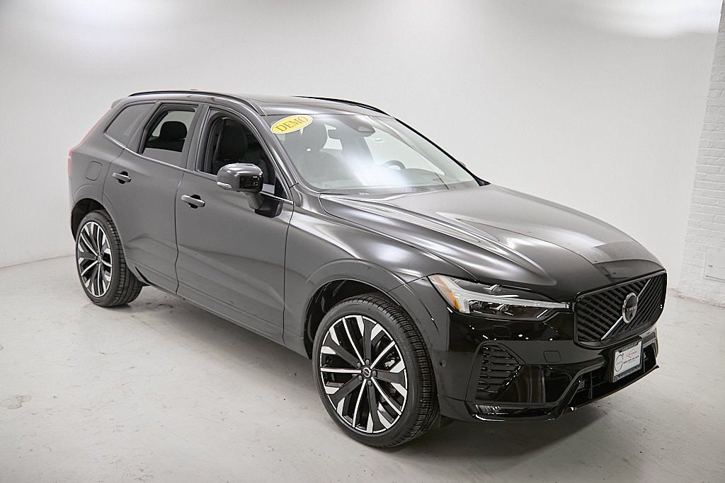 2026 VOLVO XC60 - Image 3