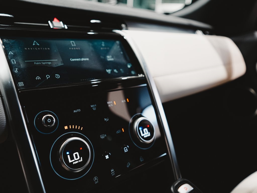2023 Land Rover Discovery Sport S R-Dynamic photo 35