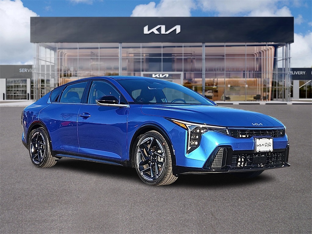 2025 Kia K4 GT-Line's photo