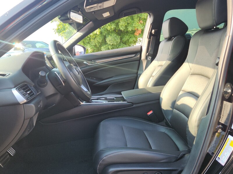 2022 Honda Accord Sport photo 9