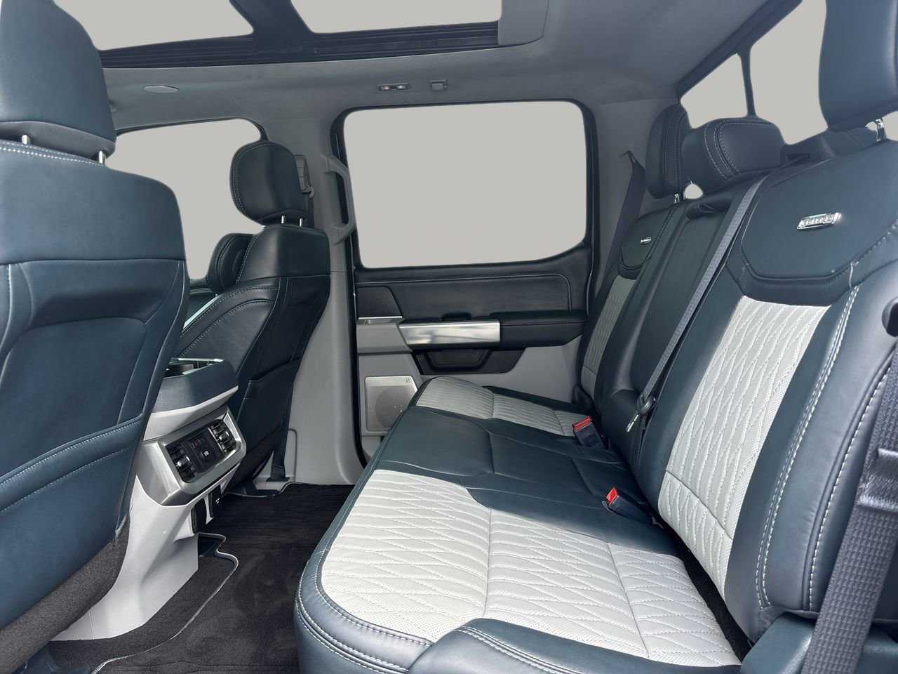 2024 Ford F-250 Limited photo 17