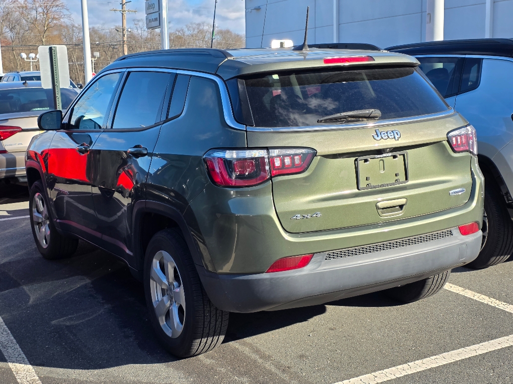 2020 Jeep Compass Latitude photo 3