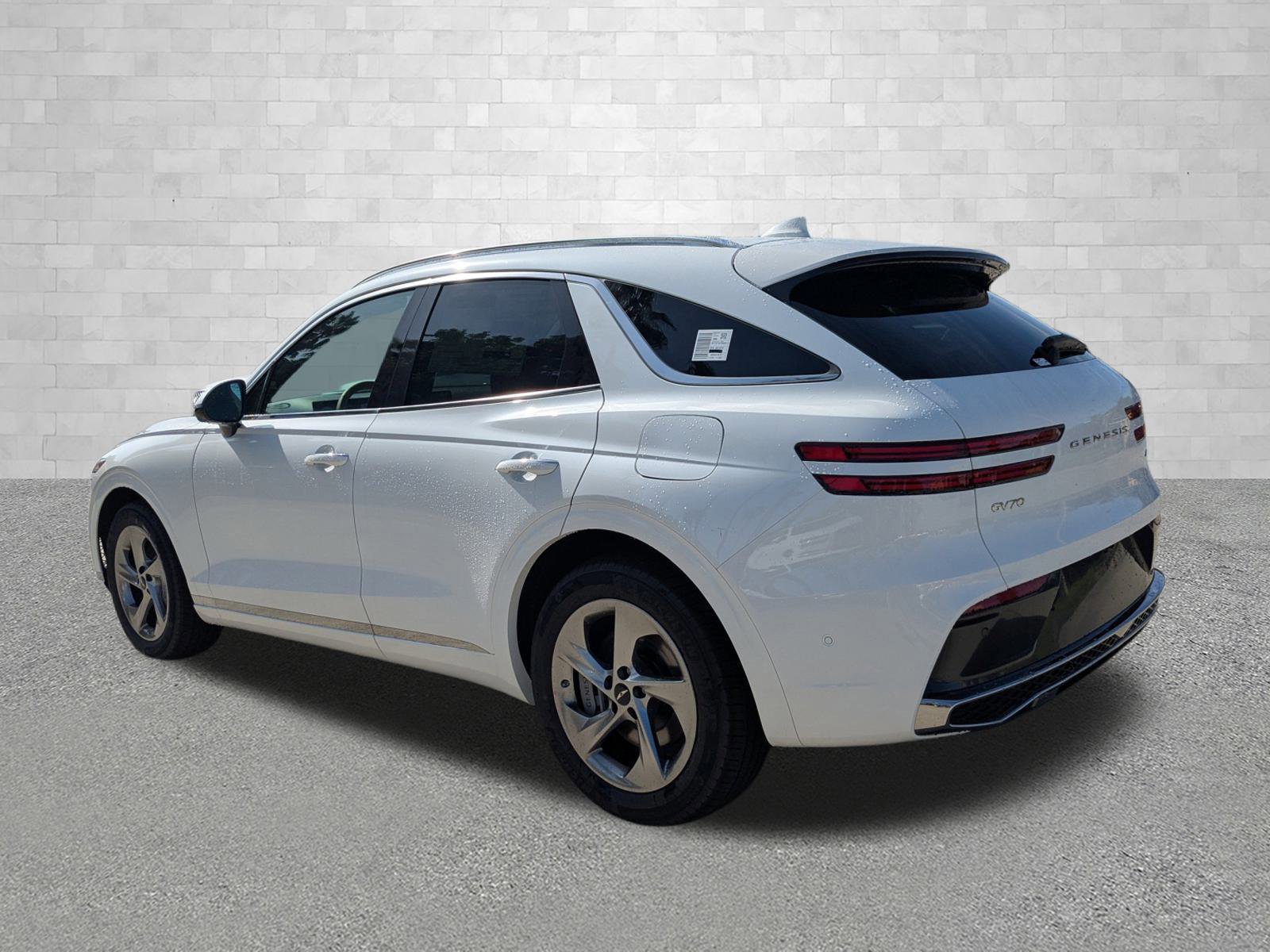 2026 Genesis GV70 2.5T Advanced photo 4