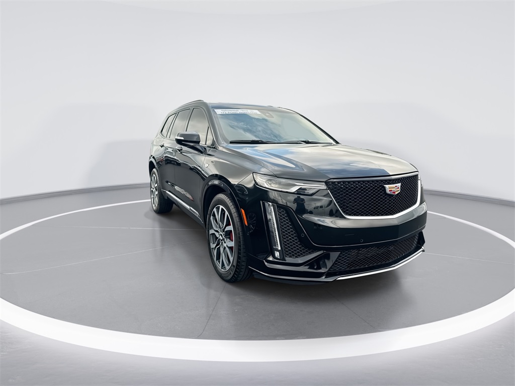 2024 Cadillac XT6 Sport photo 2