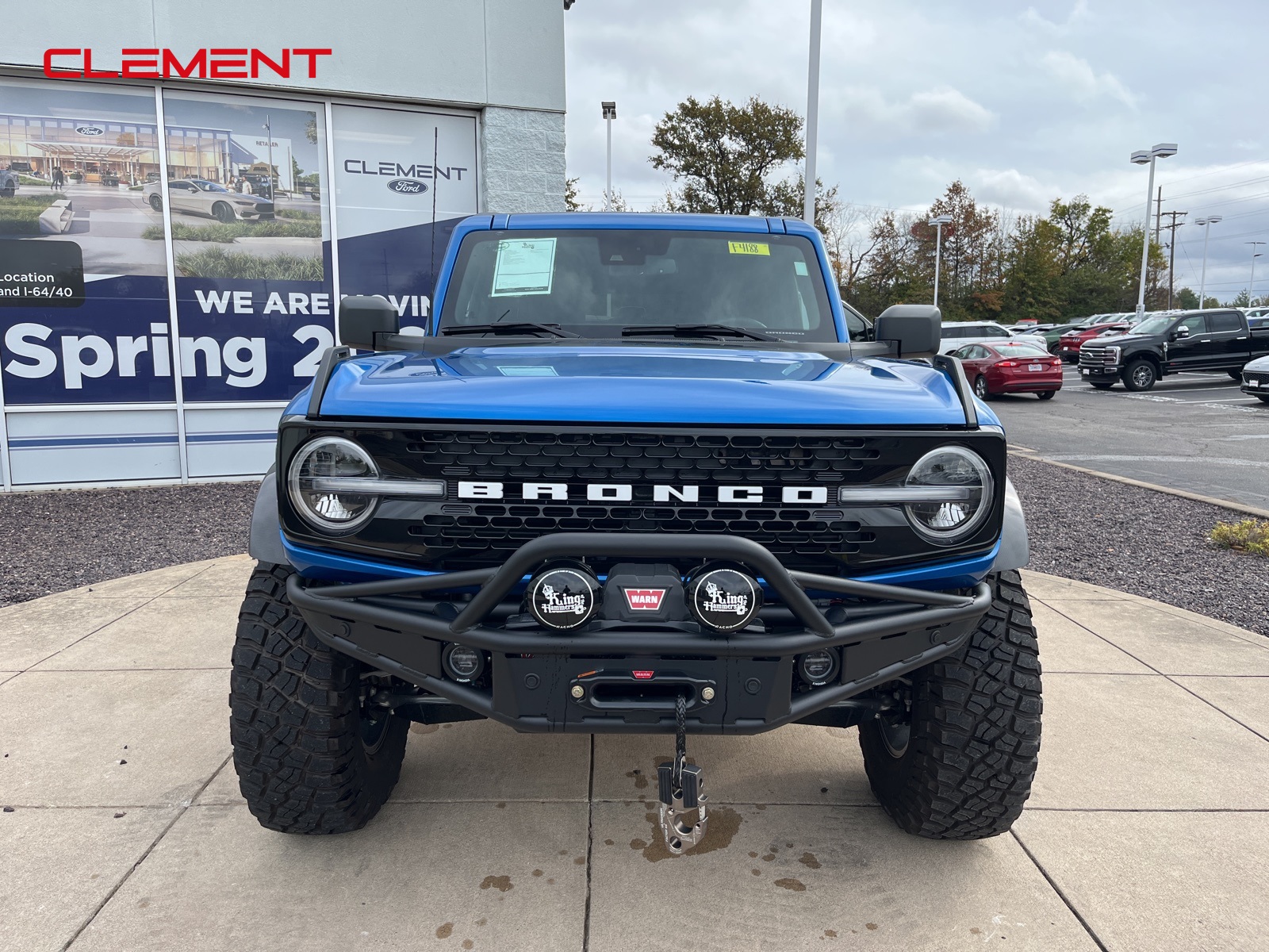 2024 Ford Bronco Wildtrak photo 2