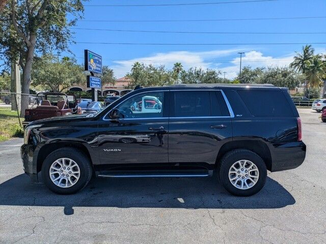 2020 Gmc Yukon SLT photo 2