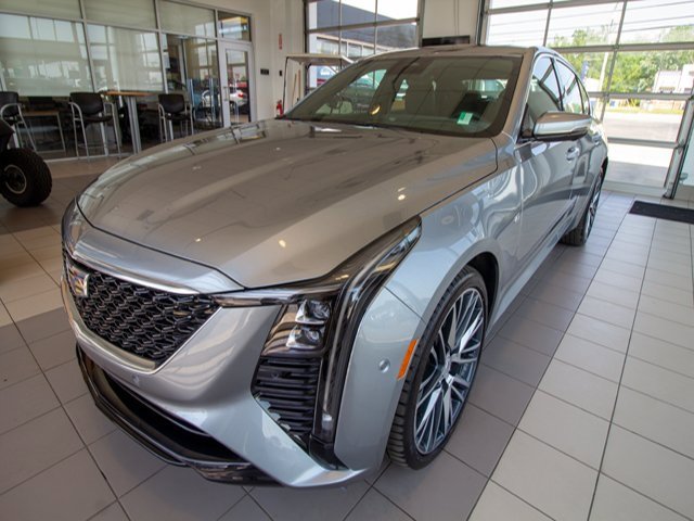 2025 Cadillac CT5 Premium Luxury photo 2