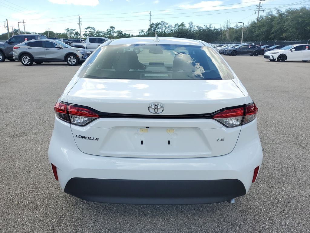 2025 Toyota Corolla LE photo 6