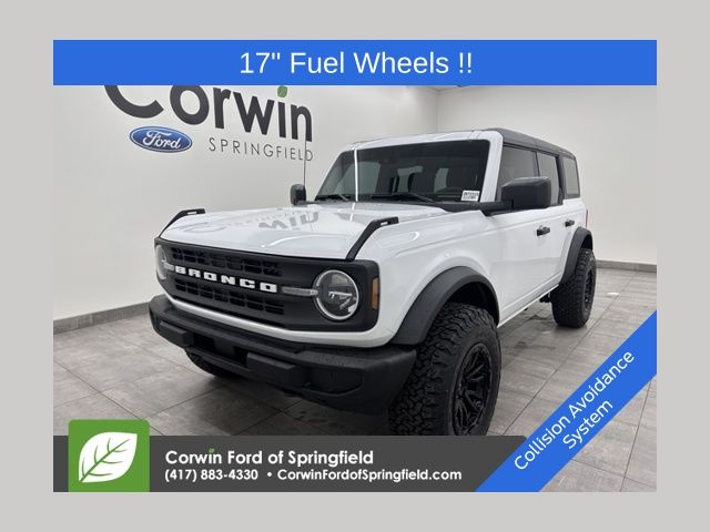 2025 Ford Bronco Base's photo