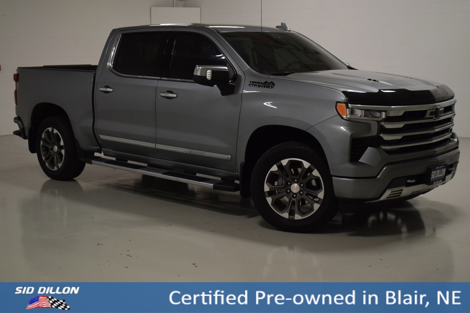 2023 Chevrolet Silverado 1500 High Country photo 11