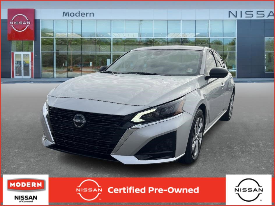 2025 Nissan Altima S's photo