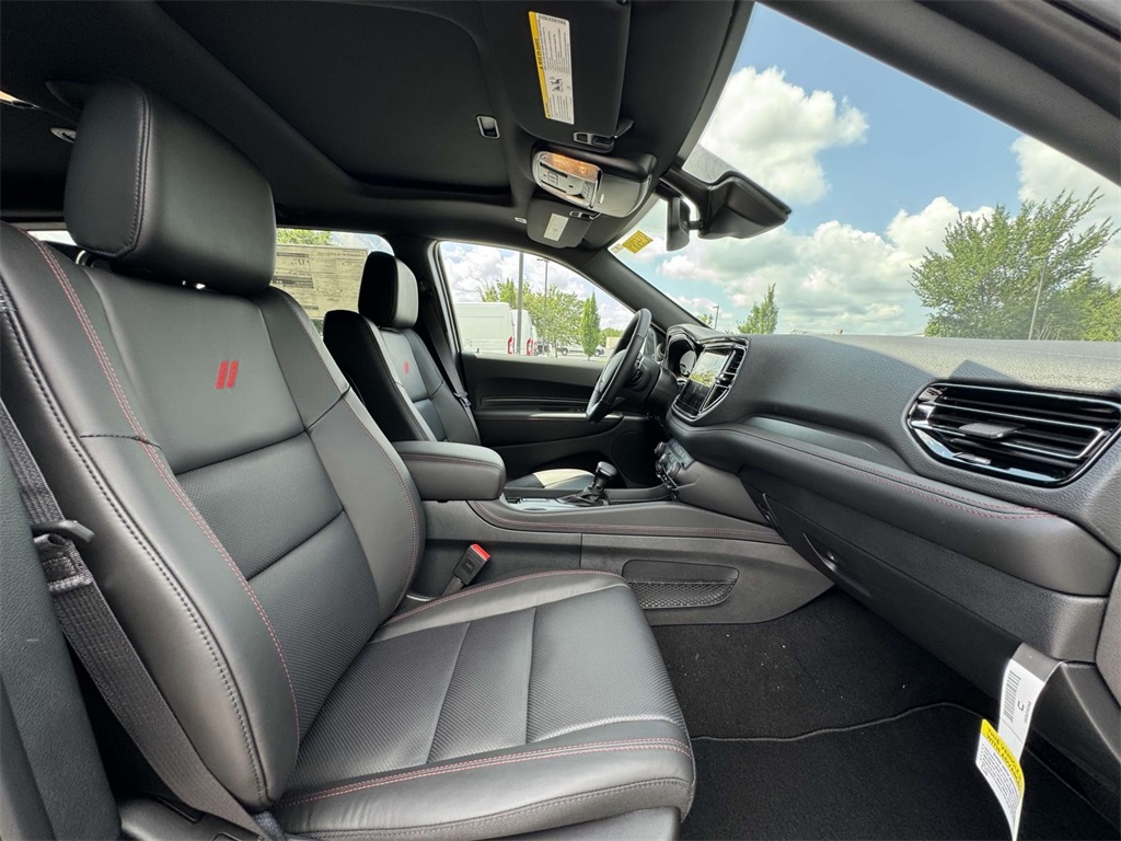 2025 Dodge Durango R/T Plus photo 15
