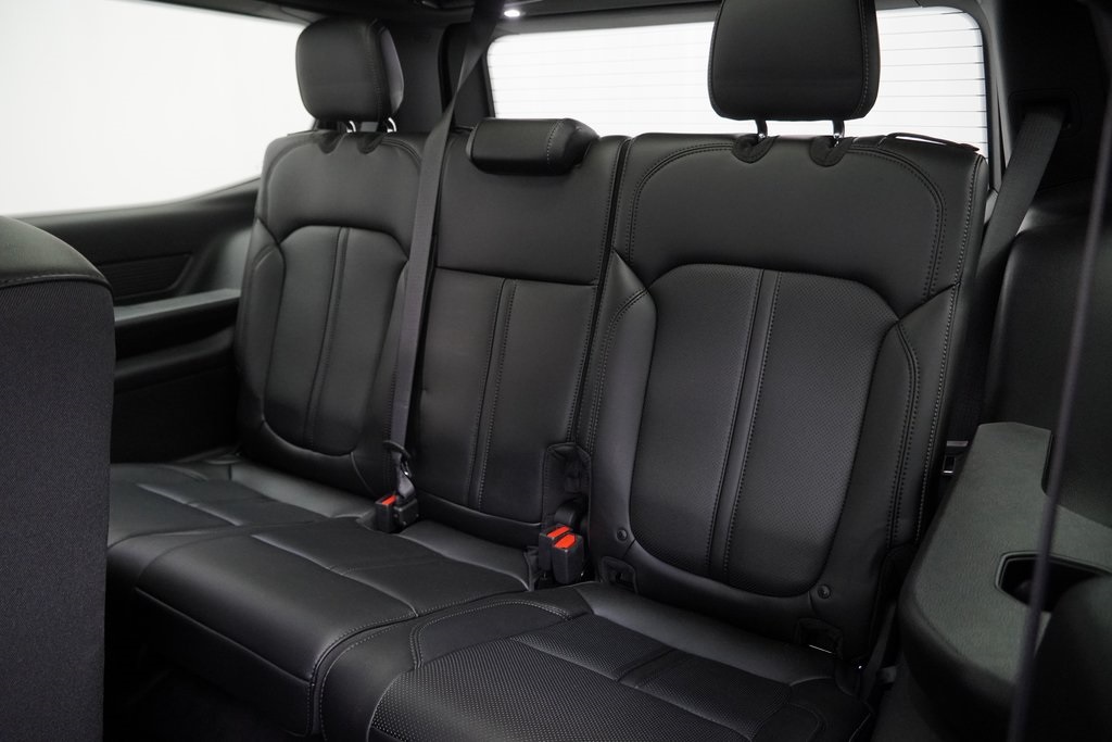 2023 Jeep Wagoneer Base photo 16