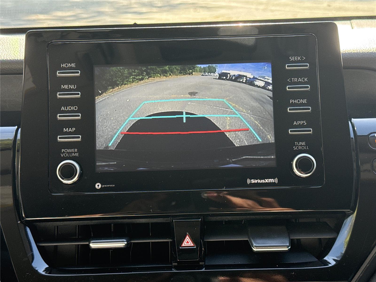 2022 Toyota Camry LE photo 16