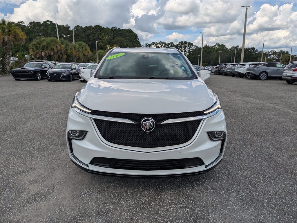 2024 Buick Enclave Essence photo 8