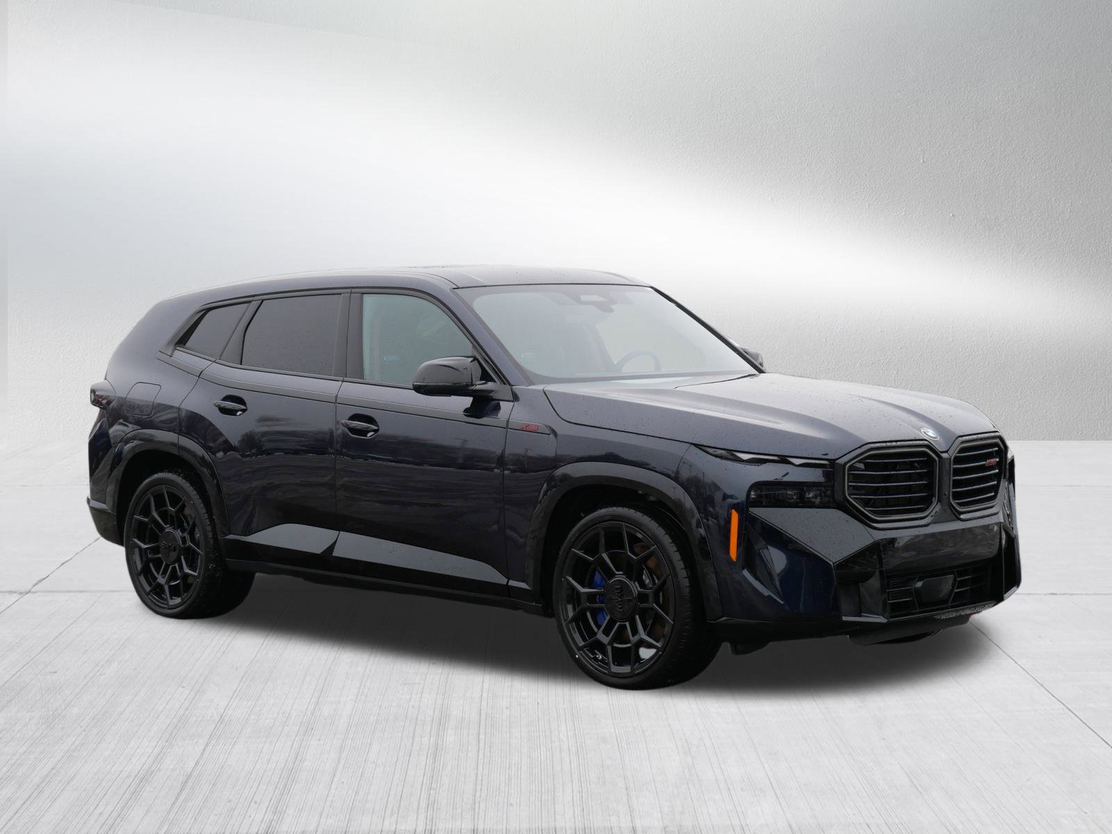 2026 BMW XM Base's photo