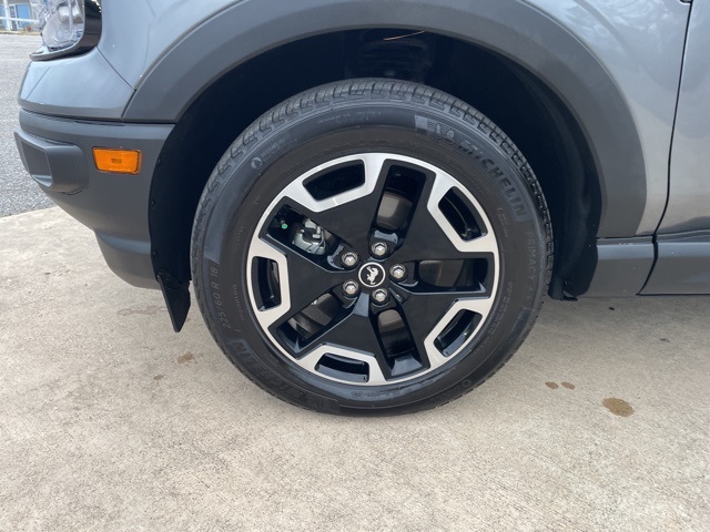 2024 Ford Bronco Sport Outer Banks photo 4