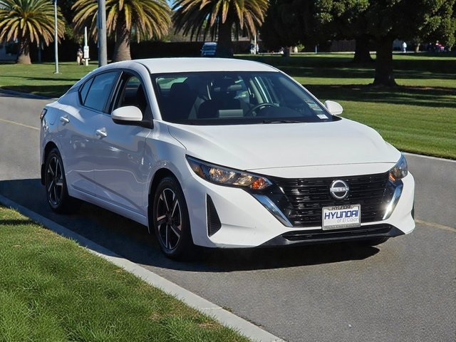 2024 Nissan Sentra SV photo 4
