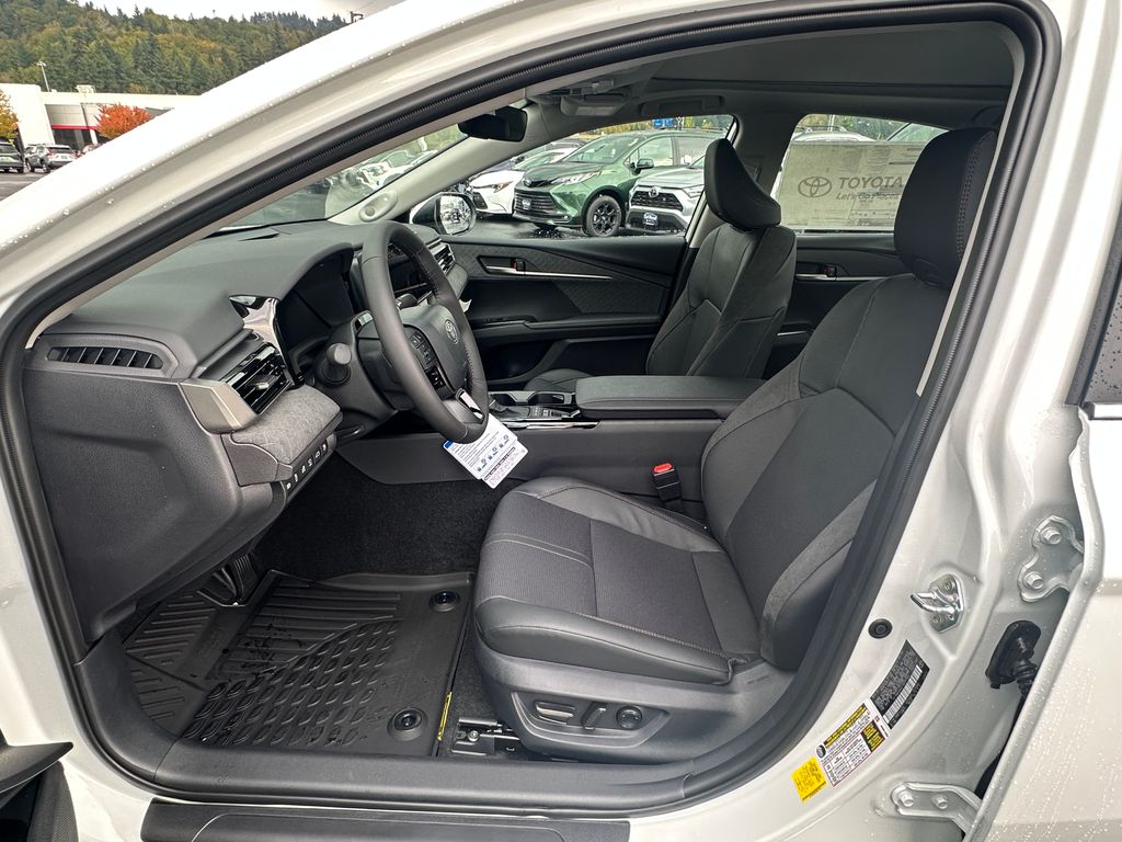 2026 Toyota Camry XLE photo 12
