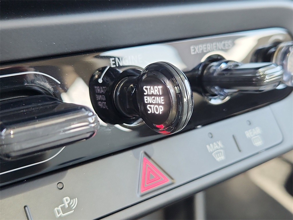 2025 Mini Cooper 2 Door Hardtop photo 24