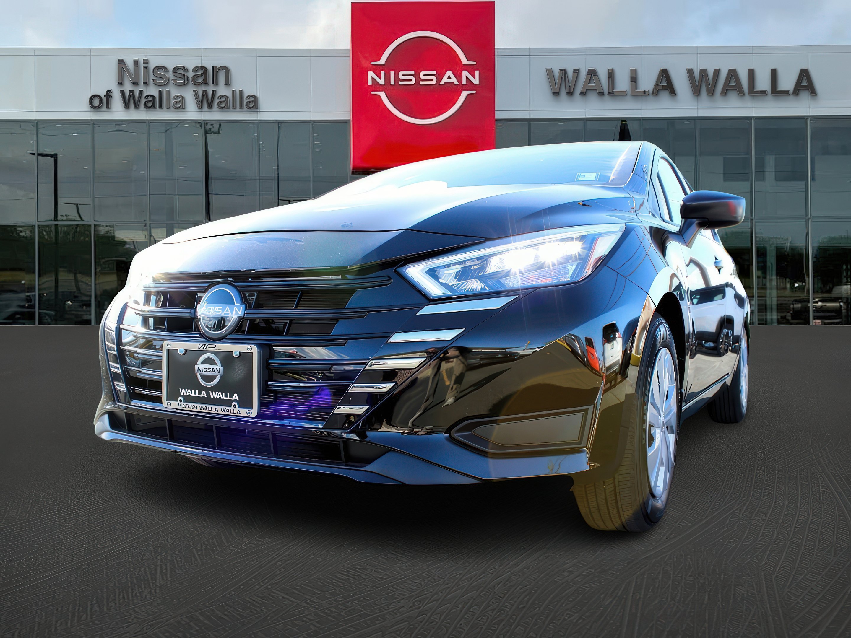 2025 Nissan Versa S photo 32