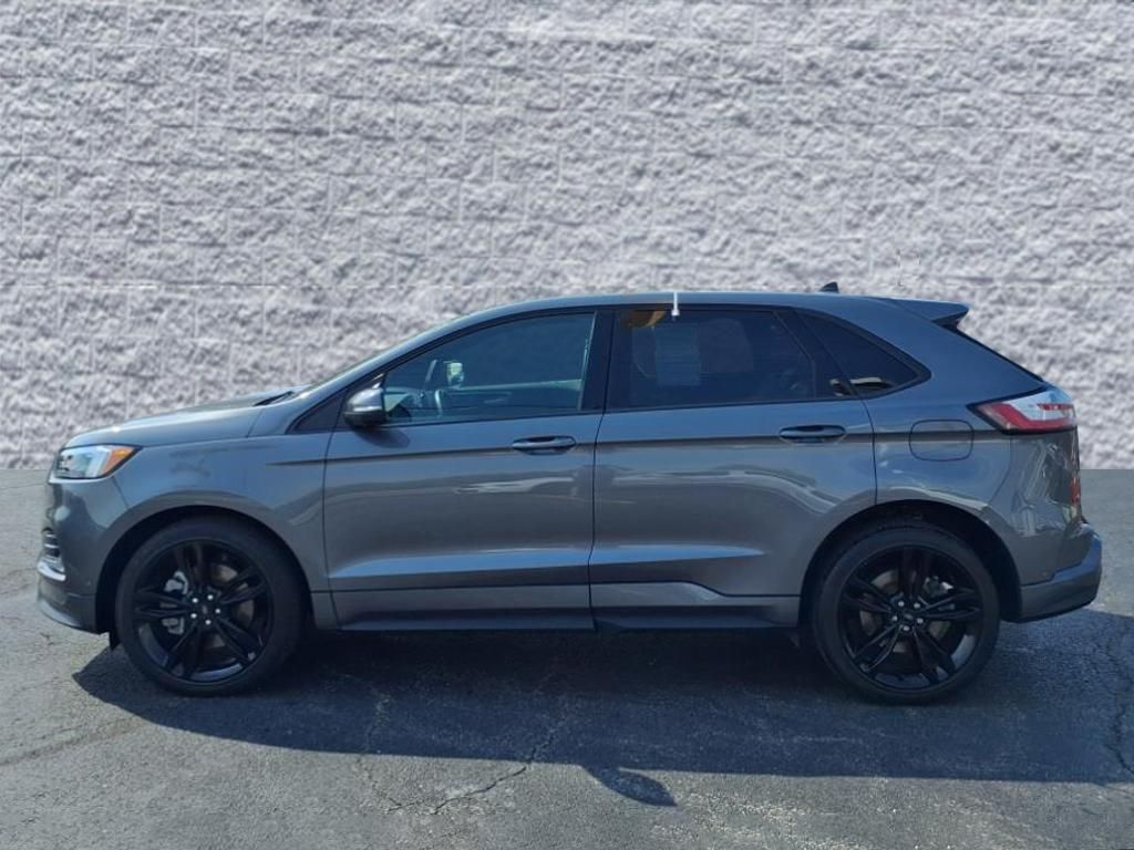 2022 Ford Edge ST photo 4