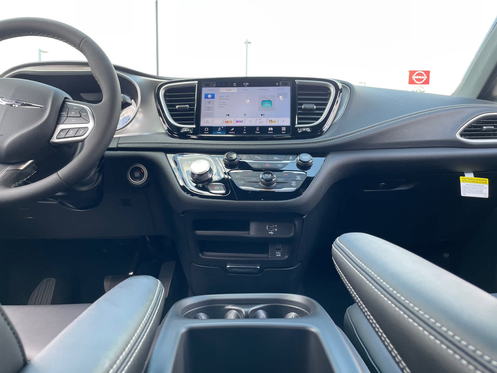 2026 Chrysler Pacifica photo 19