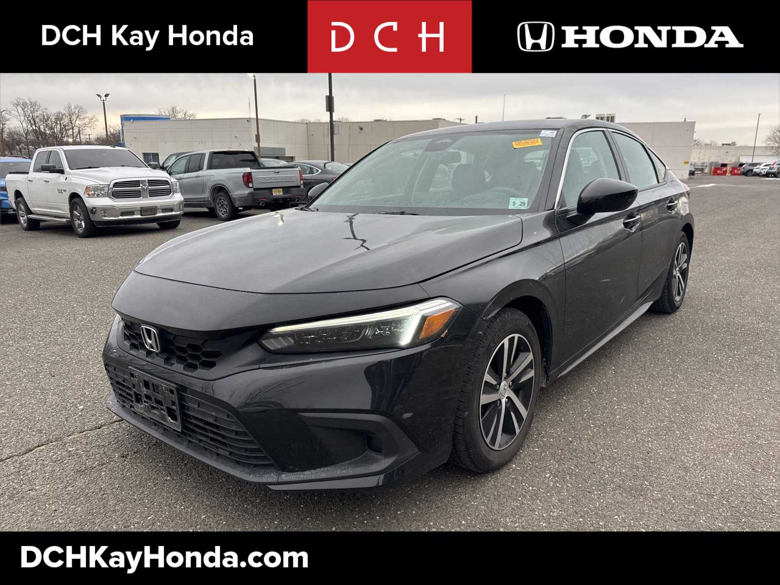 2024 Honda Civic Hatchback LX's photo