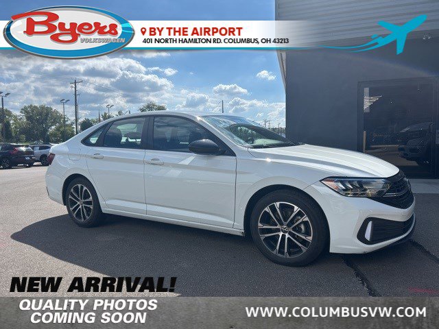 2022 Volkswagen Jetta Sport photo 2