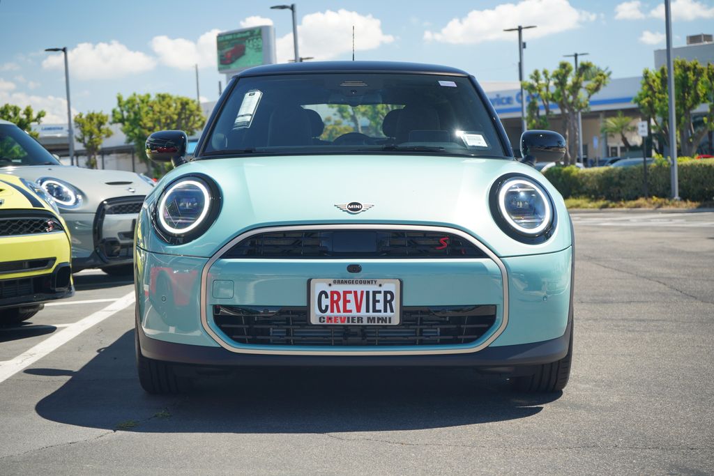 2026 Mini Cooper Hardtop S 2 Door Iconic photo 4