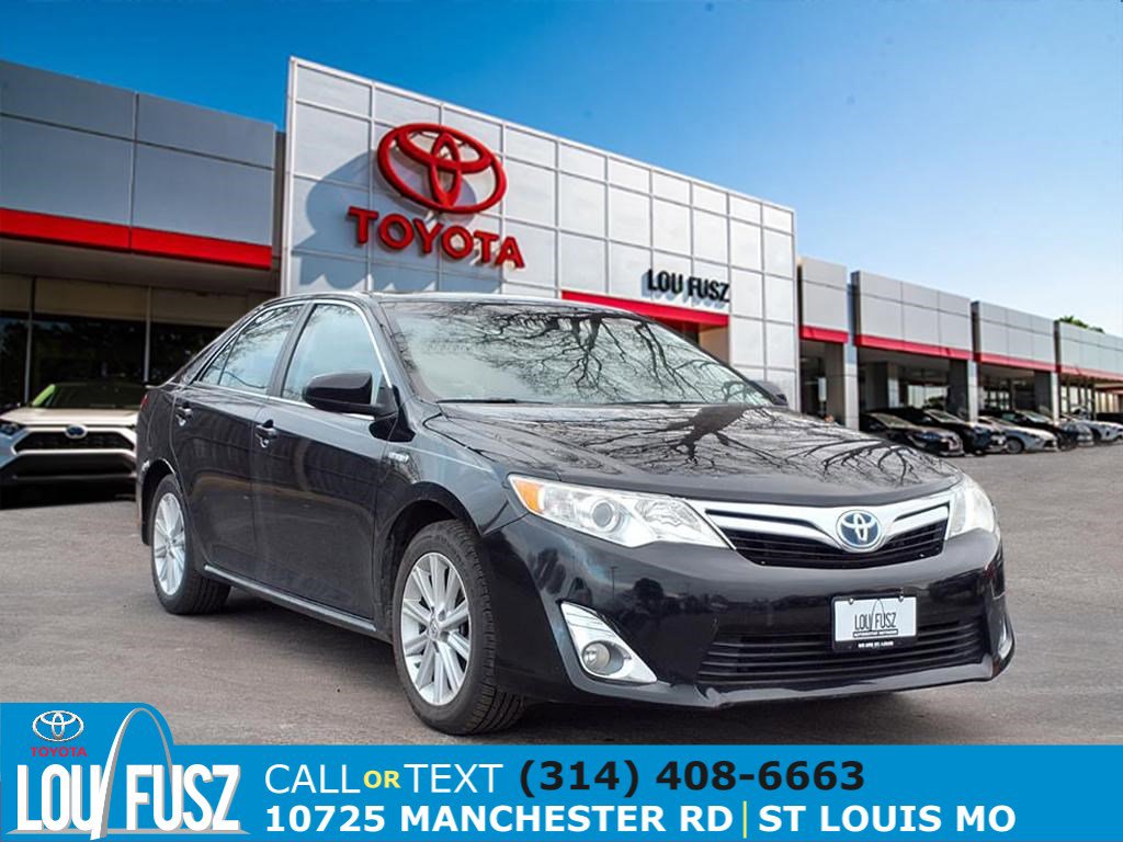 2014 Toyota Camry XLE Hybrid