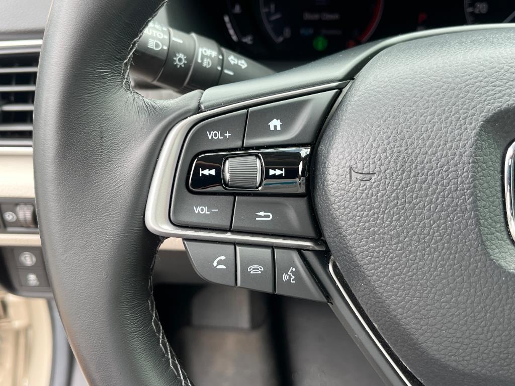 2019 Honda Accord EX-L photo 15