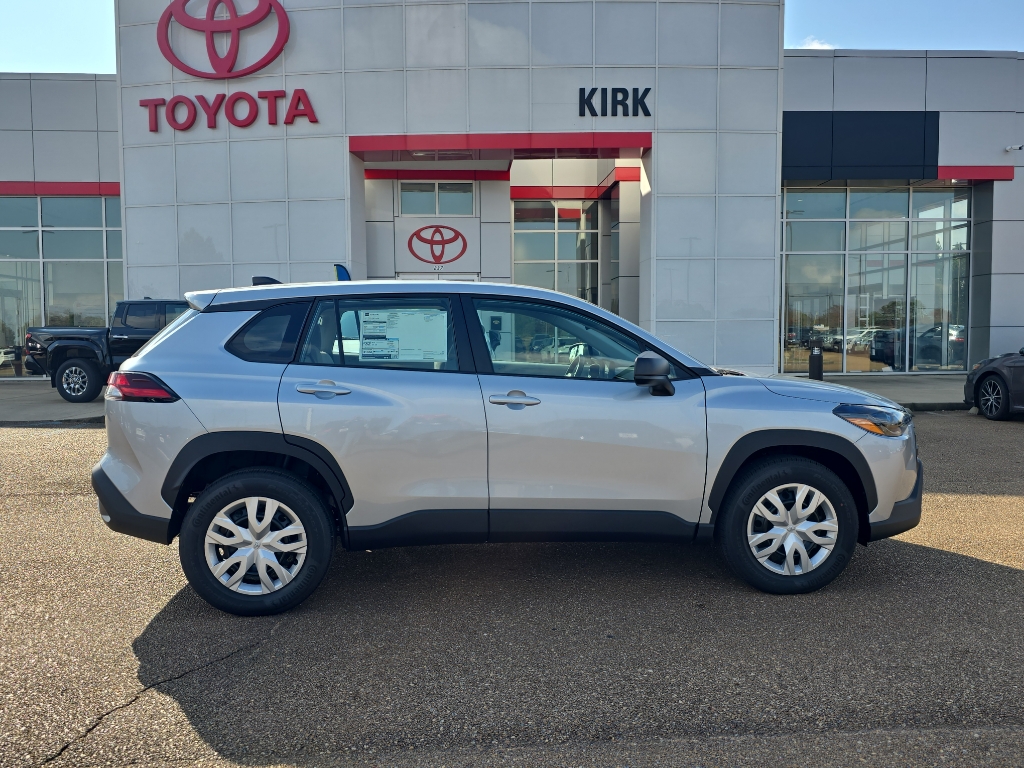 2026 Toyota Corolla Cross L's photo