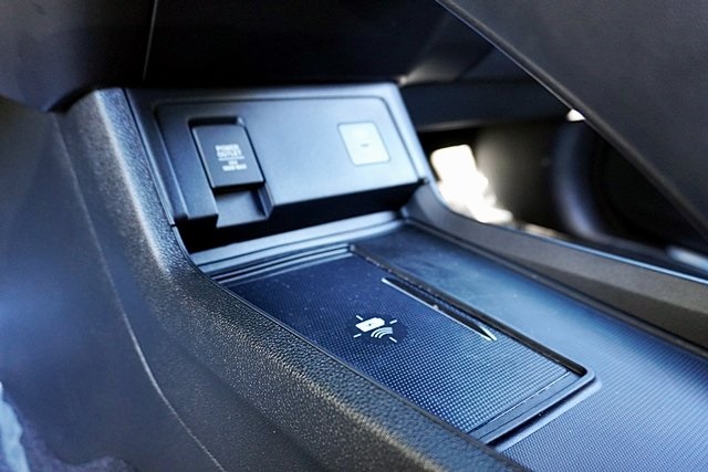 Used 2023 Silver Acura Technology Package image 32