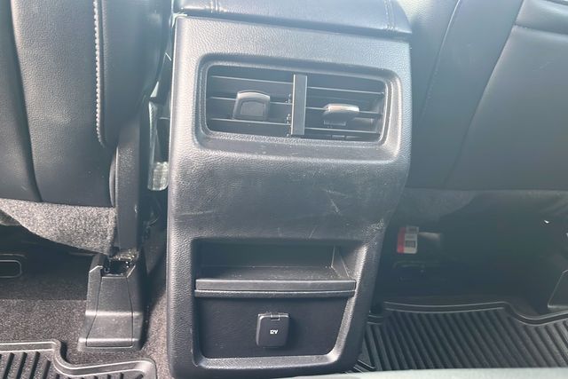 2019 Ford Edge SEL photo 30